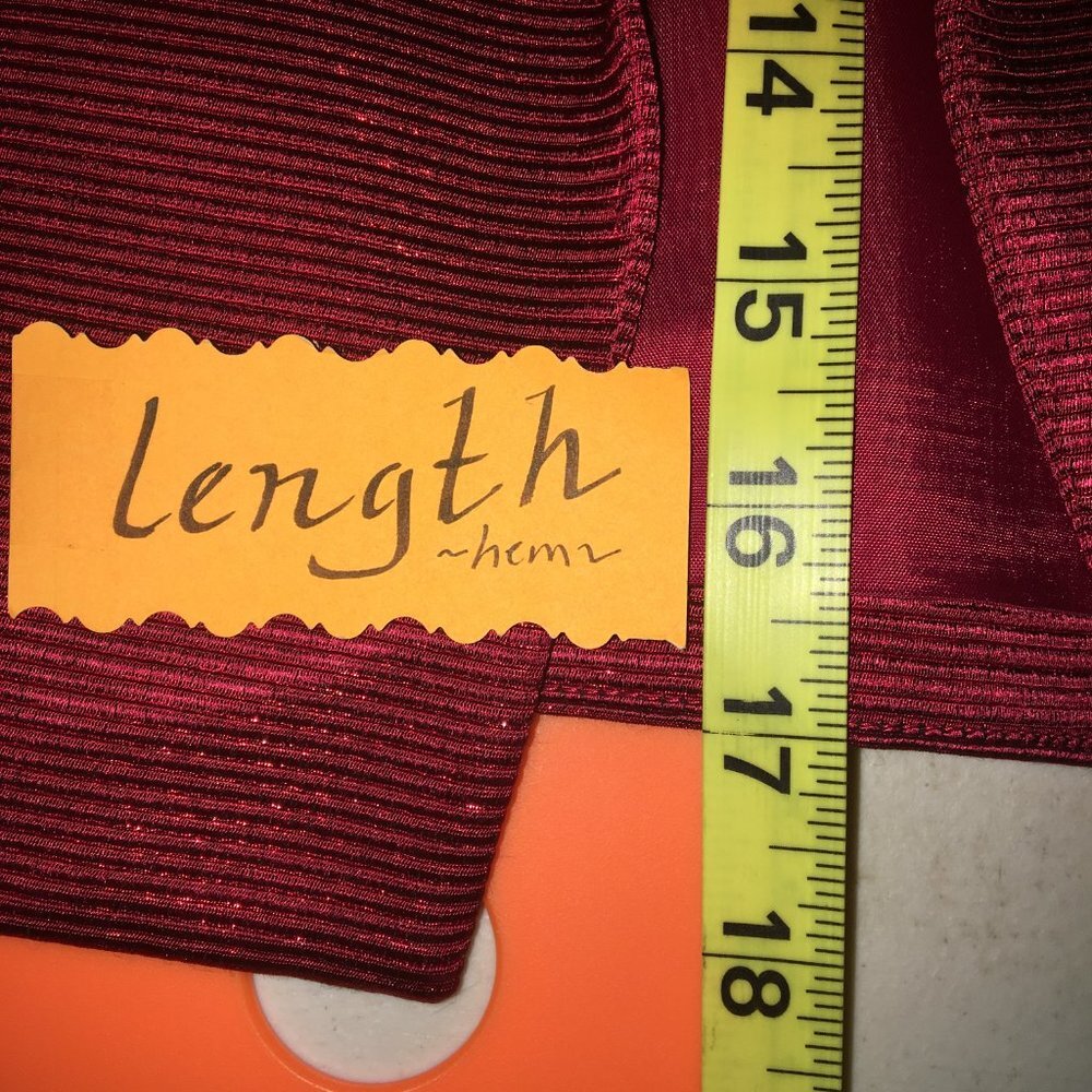 Carmen Marc Valvo Collection Size 8 Red Dress with Jacket - Picture 14 of 16